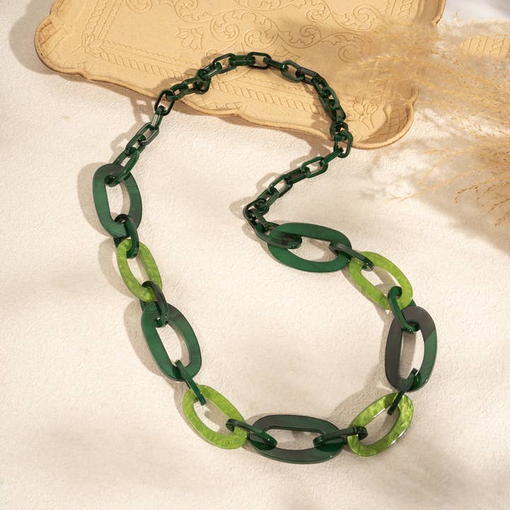 COSMOS - Wholesale Link & Chain Necklace - Bohemian Chic Long Gradient Links Resin Necklace
