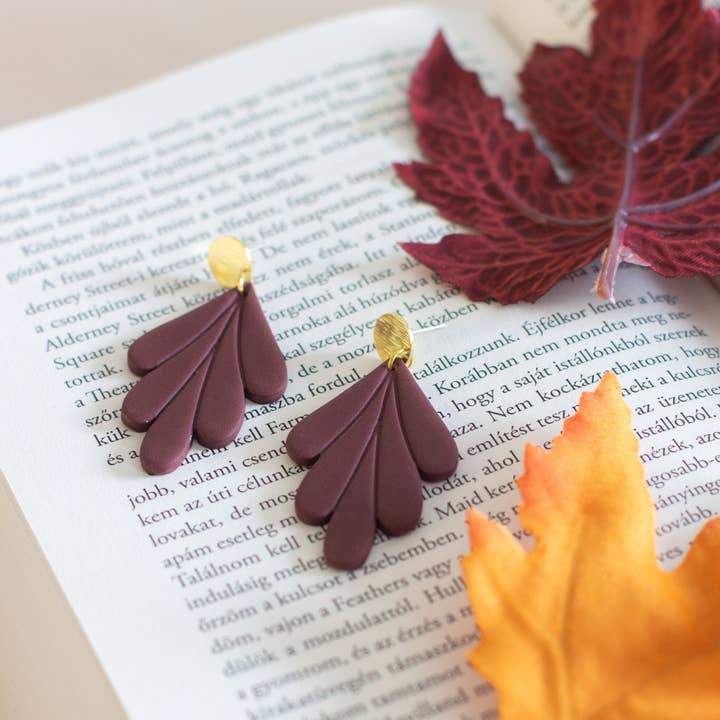 Susan Taylor Studio – wholesale Dangle earrings – Burgundy drop earrings