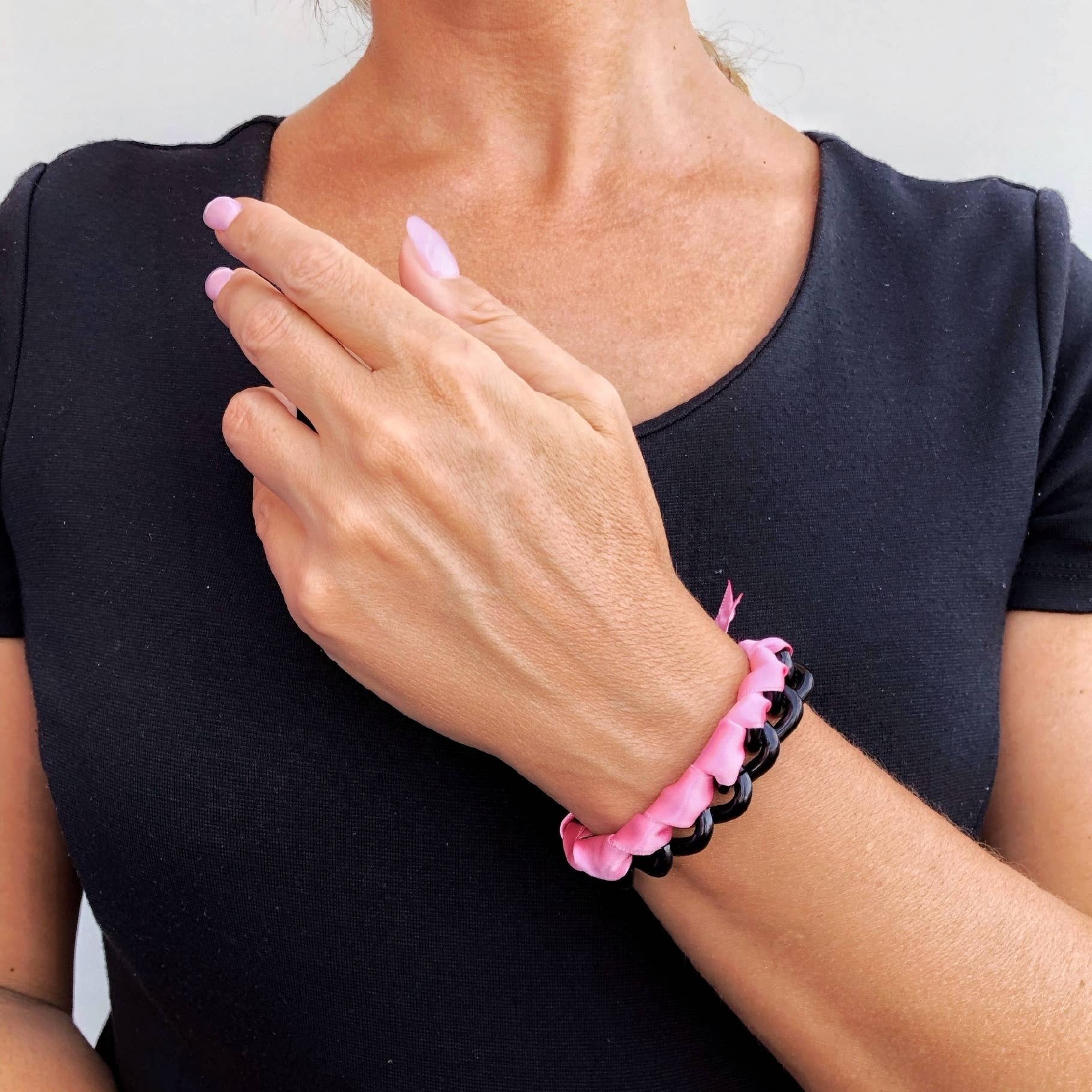 Gloria Mago - Wholesale Woven/Braided Bracelet - Pink “fancy” chain and ribbons bracelet2