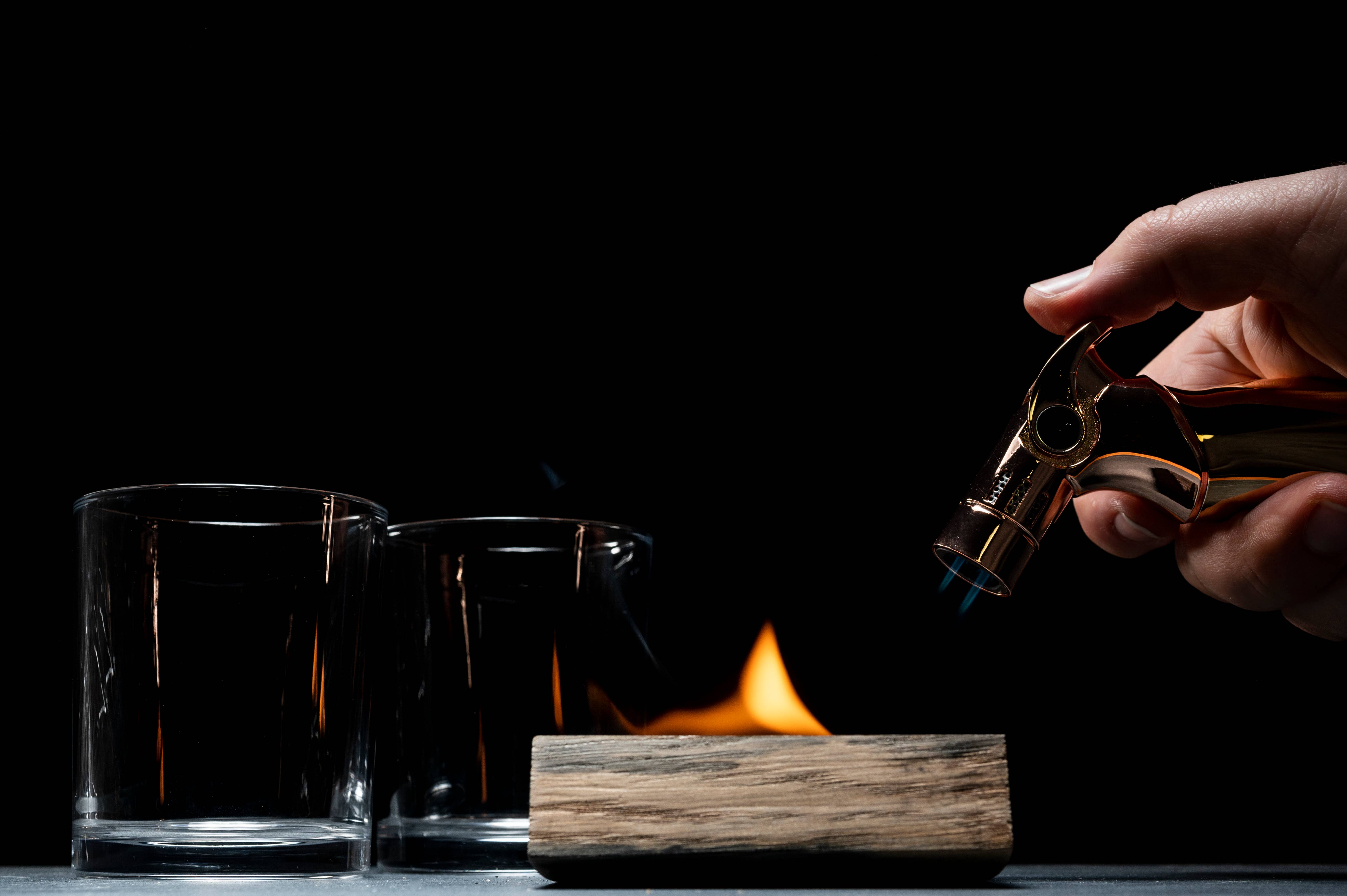 Motor City Barrels - Wholesale Cocktail/Liquor Glass - Aroma Series Whiskey Barrel Wood Smoked Cocktail Gift Set2