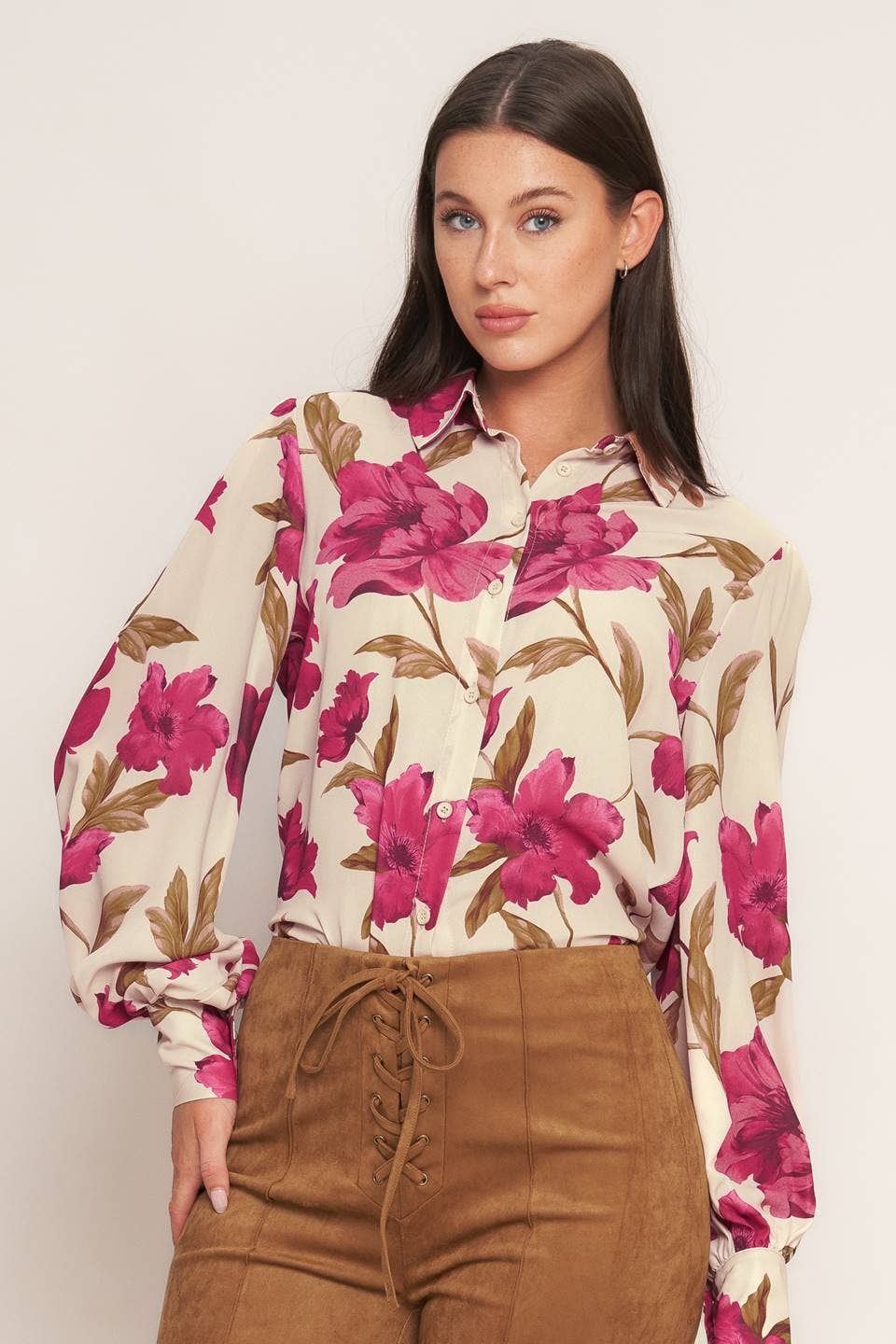 TAUPE A printed woven top - IT13876 for wholesale on Faire4