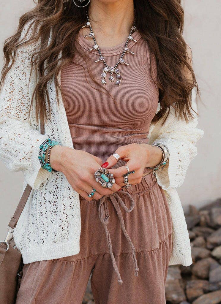 Krush Kandy - Wholesale Pendant/Charm Necklace - Horseshoe Blossom Desert Pearl Necklace PREORDER5