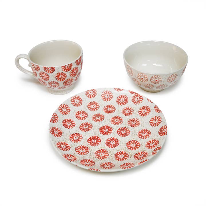 MIRA TABLEWARE SET – SOFT PINK CHRYSANTHEMUM PATTERN for wholesale by Fuji Merchandise Corporation