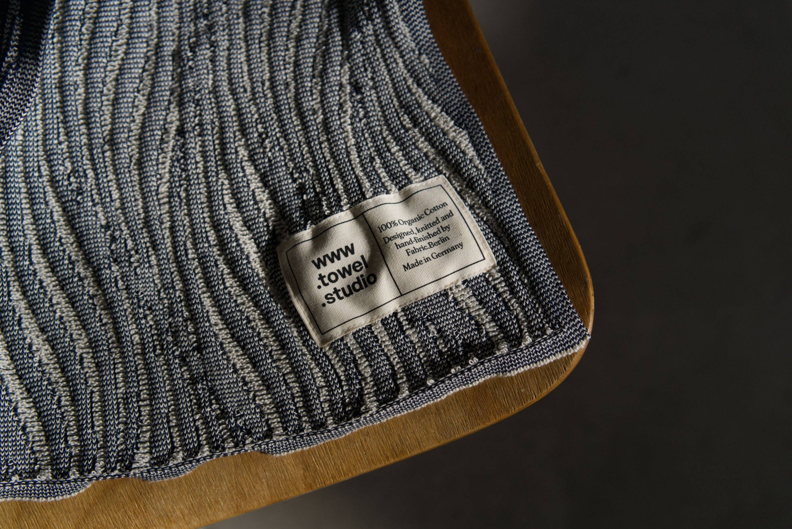 towel.studio - Wholesale Bath Towel - Origami River Bath Towel | Sandy Beige2