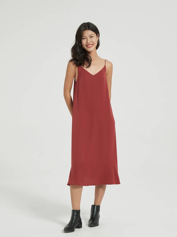 Serena Slip Klänning - Djärv Röd för wholesale av SUPESU