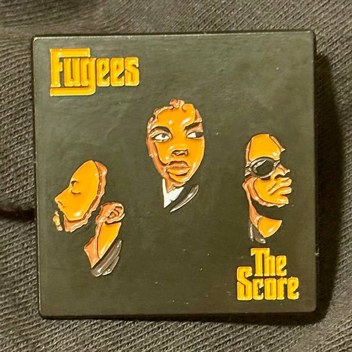 Fugees - The Score Pin för wholesale av B-Side
