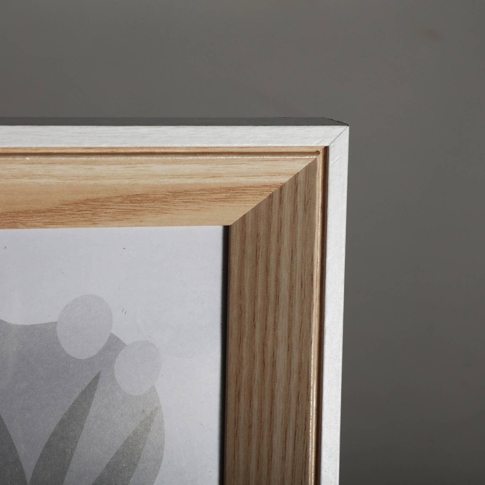 B&B - Wholesale Picture Frame - Photo Frame, Made of MDF Wood, in Natural Color, 20X2X25cm1