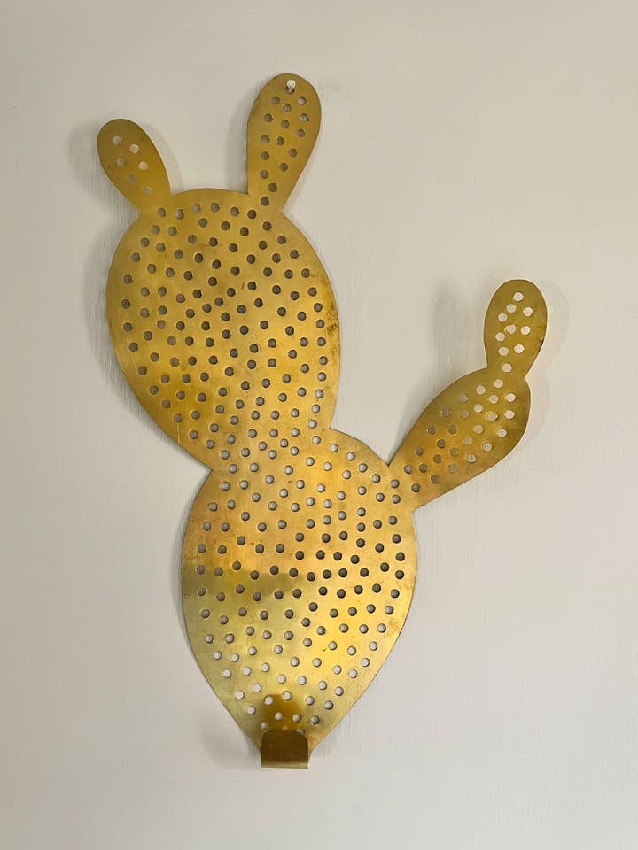 Patère en cuivre - Cactus XL pour la vente par Maison Callaloo