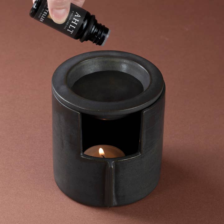Silverceramics – wholesale Oil warmer – Ceramic Oil Burner, Wax Melter - Smoke Black - Handmade1