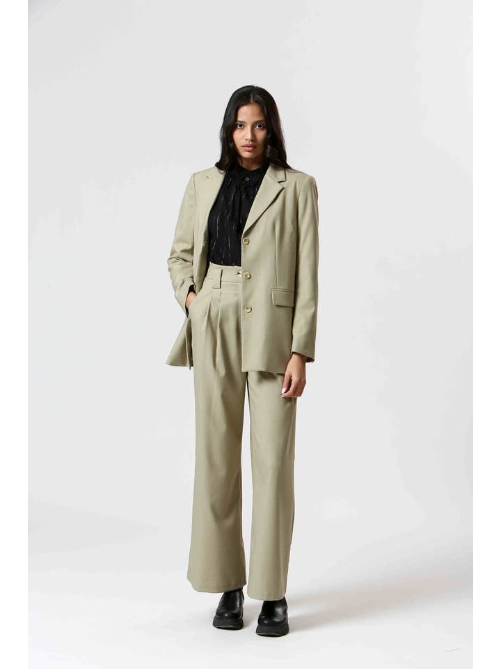 The Korner - USA - Wholesale Blazer – Women's - TK24251055 - Ladies Solid Button Up Blazer3