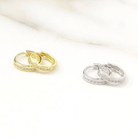 CZ Huggies pour la vente par iiShii designs