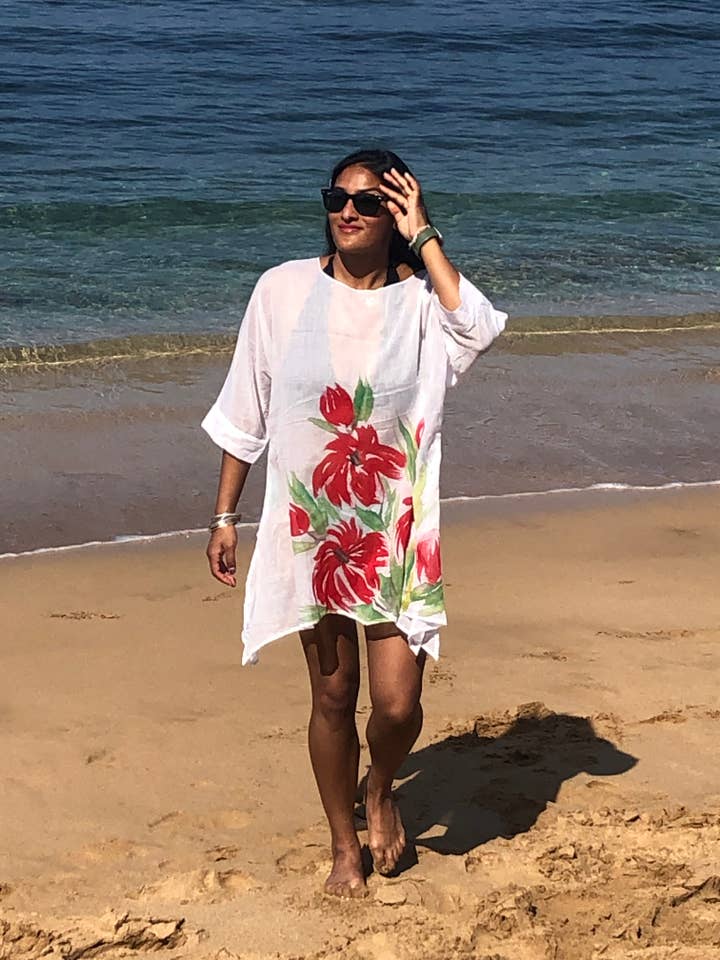 rote Tunika aus Baumwolle mit Hawaii-Blumenmuster für den Großhandel von Poshaq Hand Painted Silk