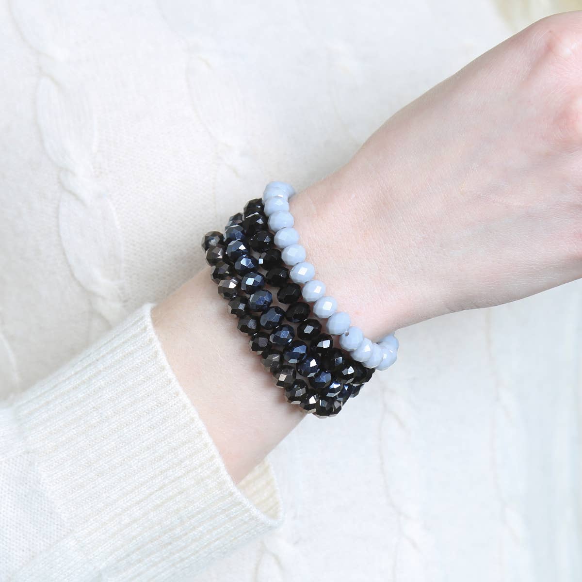 MYS Wholesale Inc - Vente Parures de bijoux - Bracelet extensible en perles de cristal à quatre lignes26