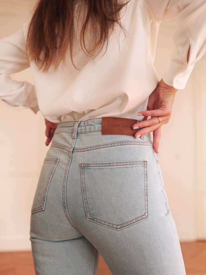 high-waisted straight jeans for wholesale by Laura Laval Paris