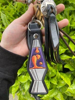 Sleutelhanger met lavalamp voor wholesale door Malevolent Leather