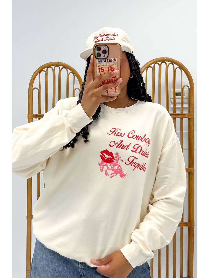 Girl Tribe Co - Vente Sweat-shirt à imprimés – femme - Chandail à capuchon Kiss Cowboys Drink Tequila