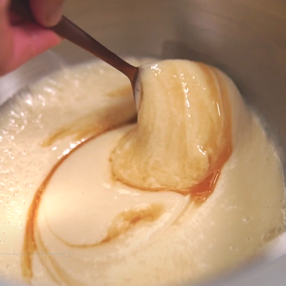 Heilala Vanilla - Wholesale Vanilla/Fruit Extract - Heilala Pure Vanilla Extract 1.69 fl Oz2