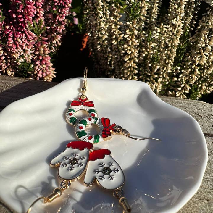 Gemscape UK - Wholesale Jewelry Set - Christmas Jewellery Set - Mittens & Wraith Necklace & Studs14