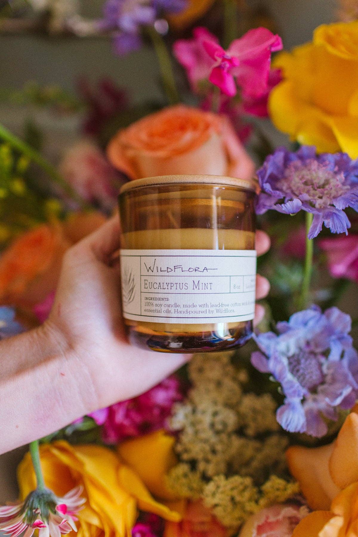 WildFlora – wholesale Burkljus – Grossist WildFlora Handgjuten Ljusstake: EUKALYPTUS MINT1