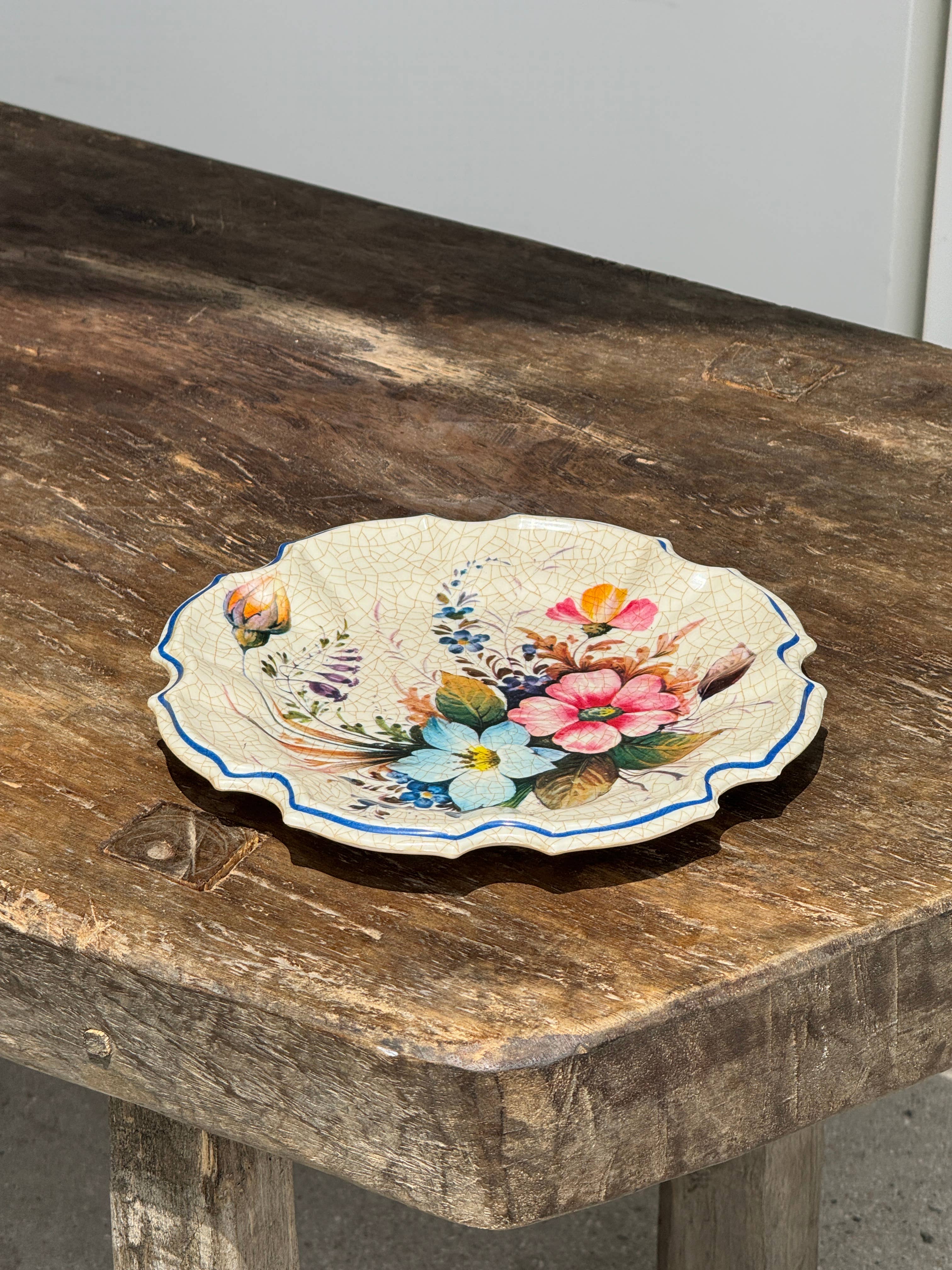 Office Objets - Wholesale Dinner Plate - Trompe-l'œil plastic plate of an antique plate7