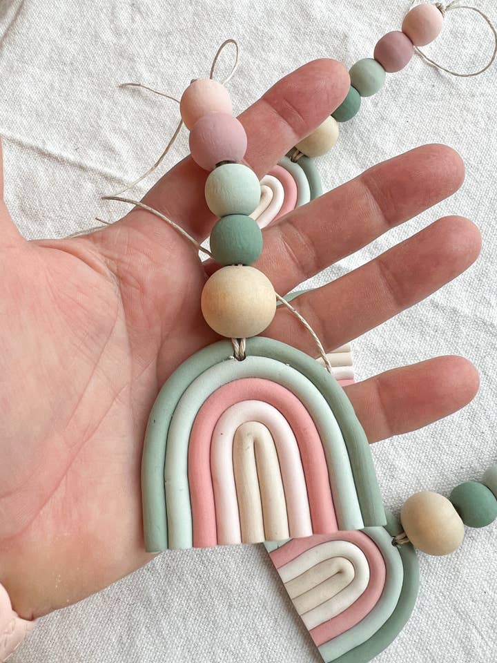 Boho Zachte Pastel Regenboog Auto Spiegel Diffuser voor wholesale door Morning Dew Designs