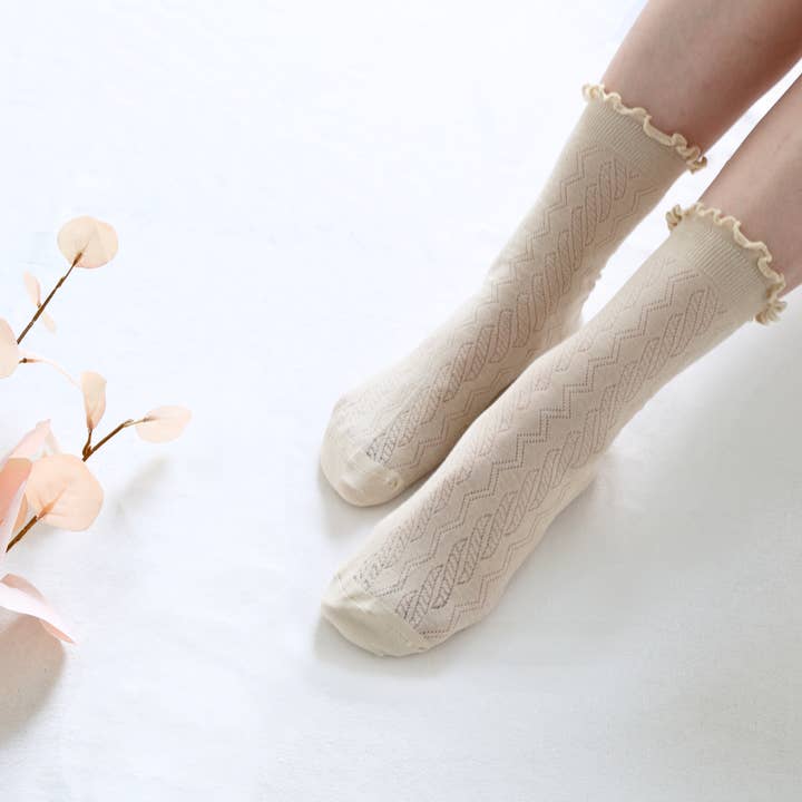 Happy Knits – wholesale Socks – Women's – Women's Ruffle Mesh Cotton Socks - Retro & Breathable4