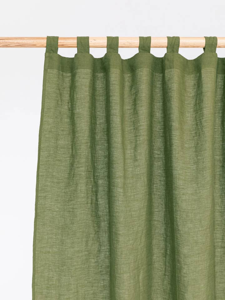 Panel de cortina de lino verde bosque con pestañas (1 unidad) para venta al por mayor de MagicLinen (We handle U.S. import procedures for you)