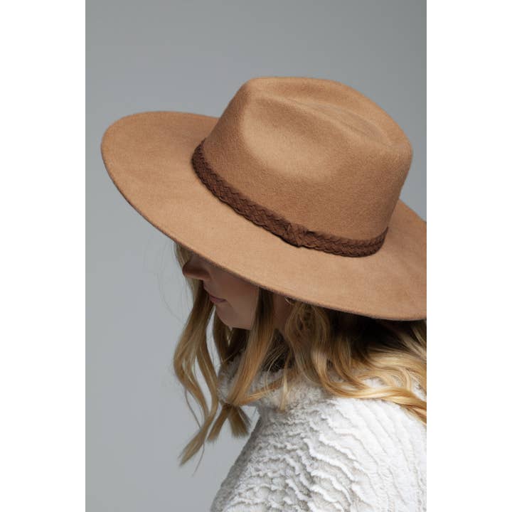 Urbanista – Großhandel Fedora-Hut – Damen – Panamahut aus 100% Wolle mit geflochtenem Lederbesatz8