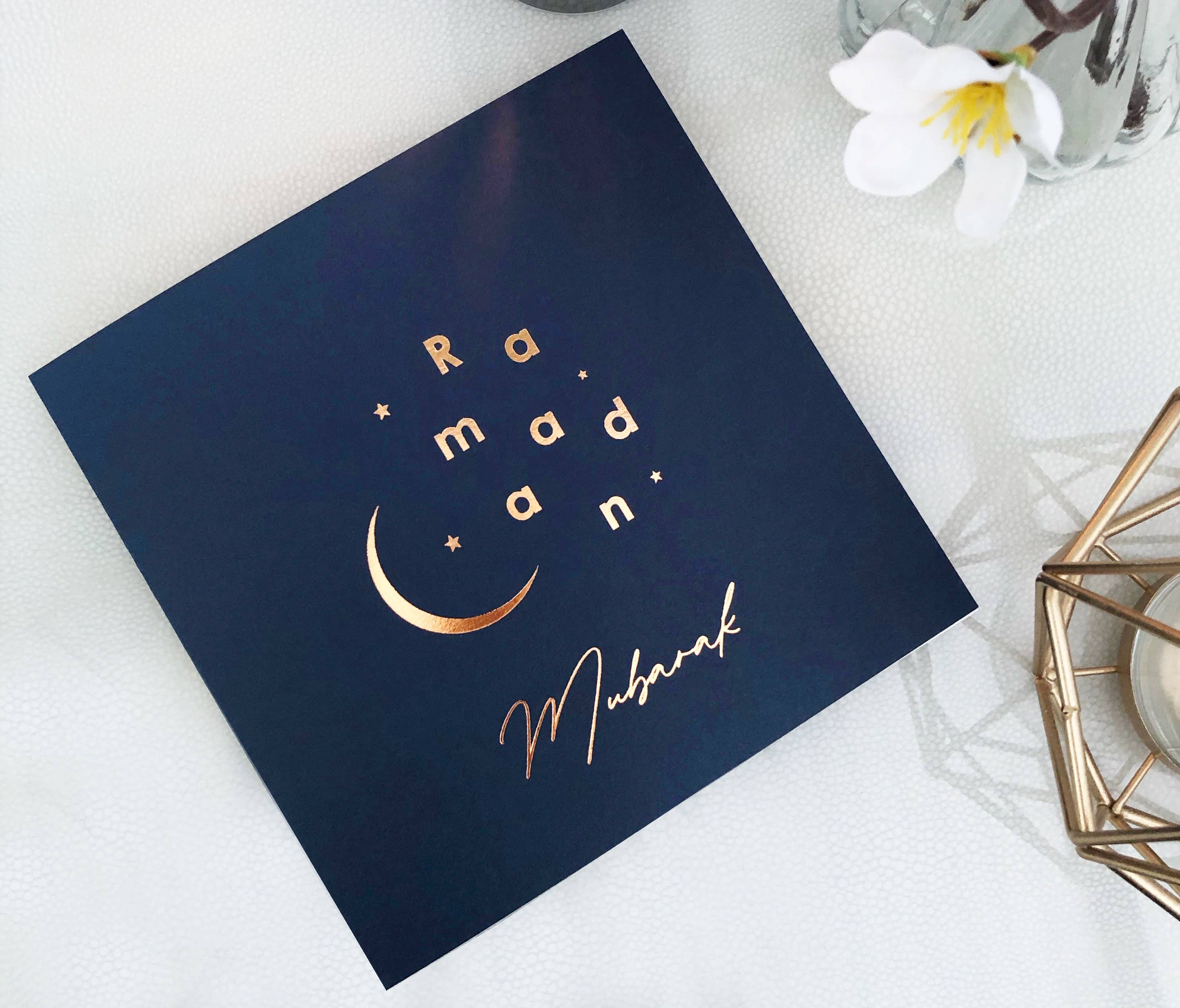 Islamic Moments – wholesale Eid & Ramadan card – Luxury Ramadan Mubarak Gold Foil Greeting Card Navy Blue - RC 211