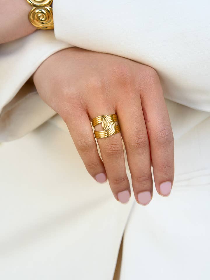 Anel 2 Become 1 - Banhado a Ouro 18K por atacado de Peter and June