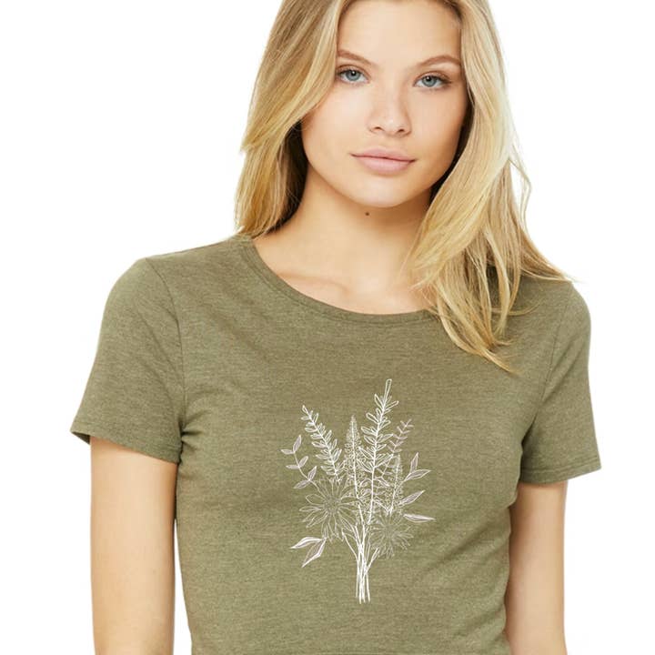 Crop top fleurs sauvages pour la vente par Mountain Attire