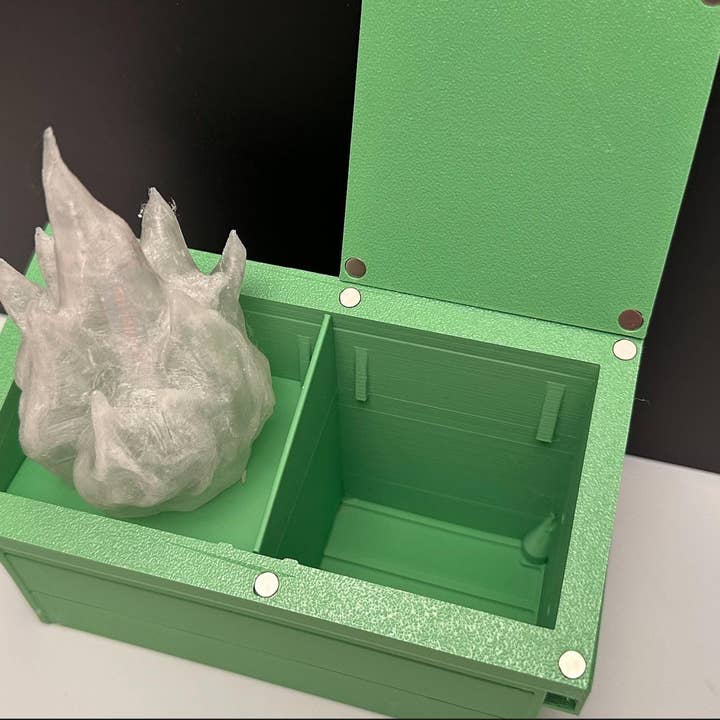 <3 Studio – wholesale Accent/desk lamp – Customizable Dumpster Fire Desk Organizer Lamp1