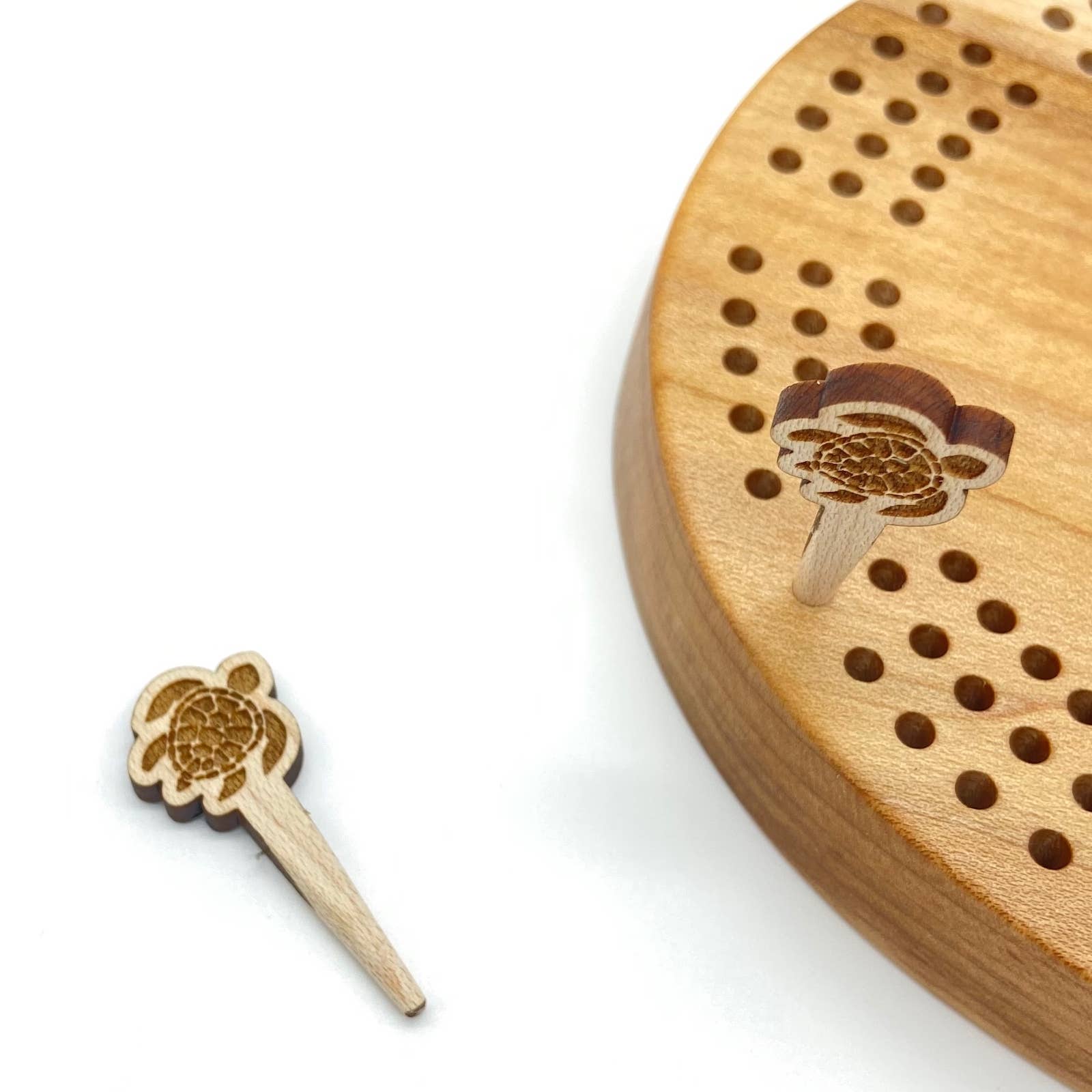 Cast & Carve - Venta al por mayor Juegos de mesa - Pinzas para cribbage, diseño de vida silvestre y cualquier diseño personalizado78