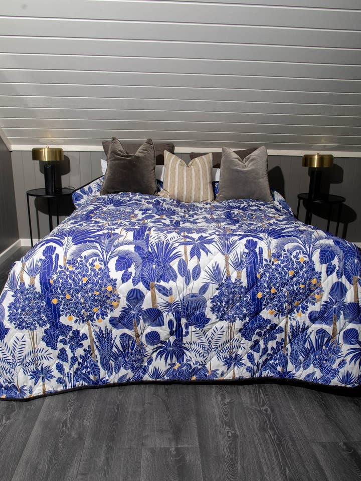 Quilted Bed cover from Velucci Home - Constantinople for wholesale by AVAGANTE Design