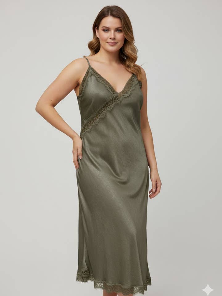 Grande taille - Robe légère avec dentelle pour la vente par C'MELODIE