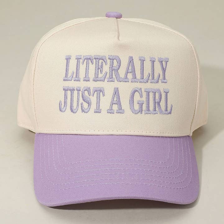 CASQUETTE DE BASEBALL BRODÉE MESSAGE LITTÉRALEMENT JUSTE UNE FILLE pour la vente par Sensibling Corp.