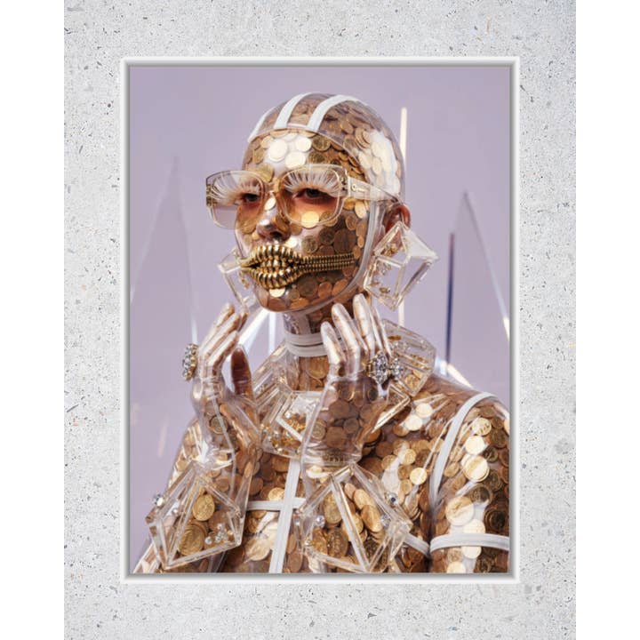 Tel que vu dans Contemporary Curator Art Magazine - Série Lust Artwork Material Girl Pop Art Cadre Acrylique pour la vente par MizDragonfly