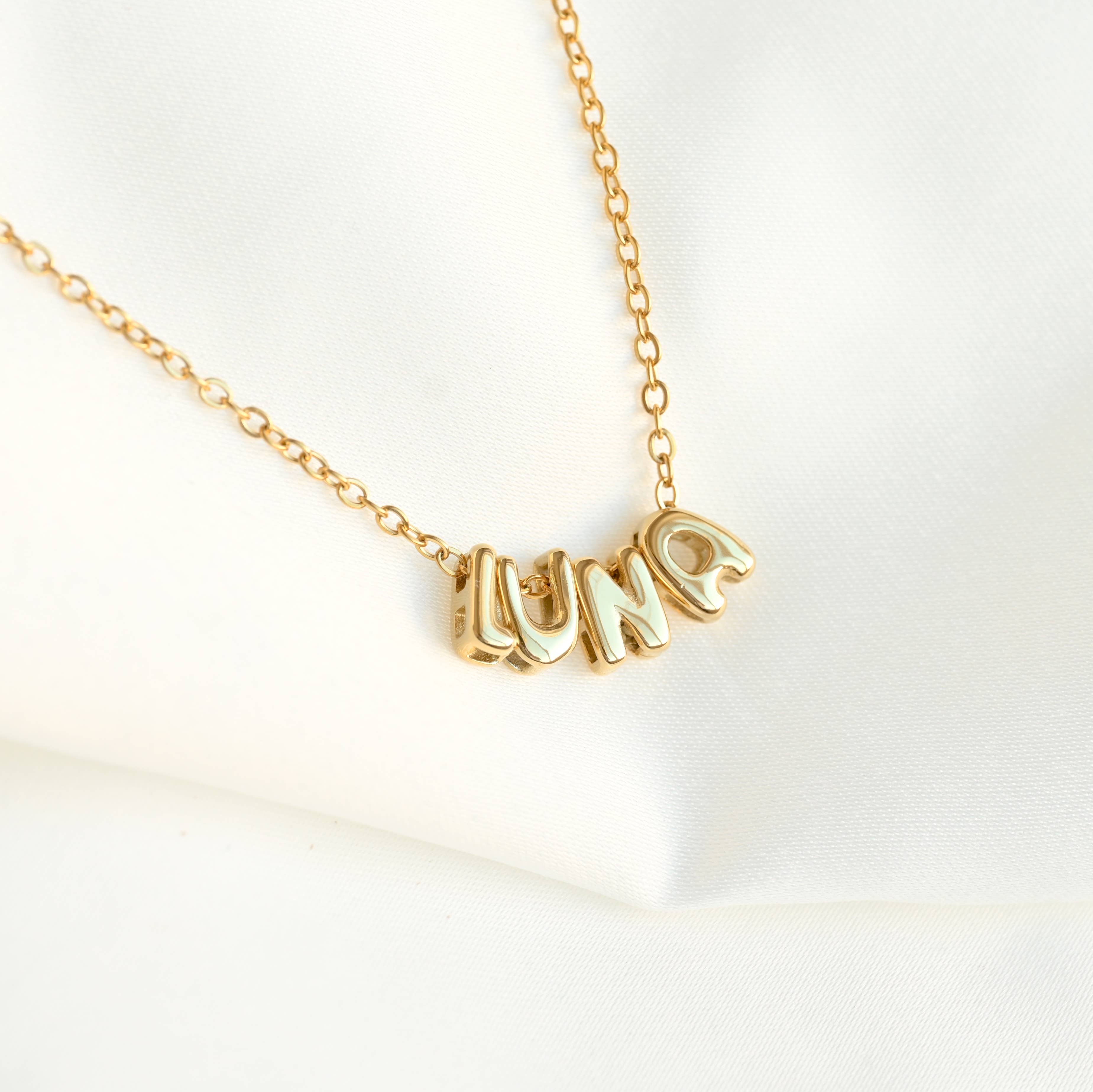 Blueyejewelry - Vendita all'ingrosso Collana con ciondolo/pendaglio - Collana Personalizzata con Nome a Lettere Gonfiate Piccole0