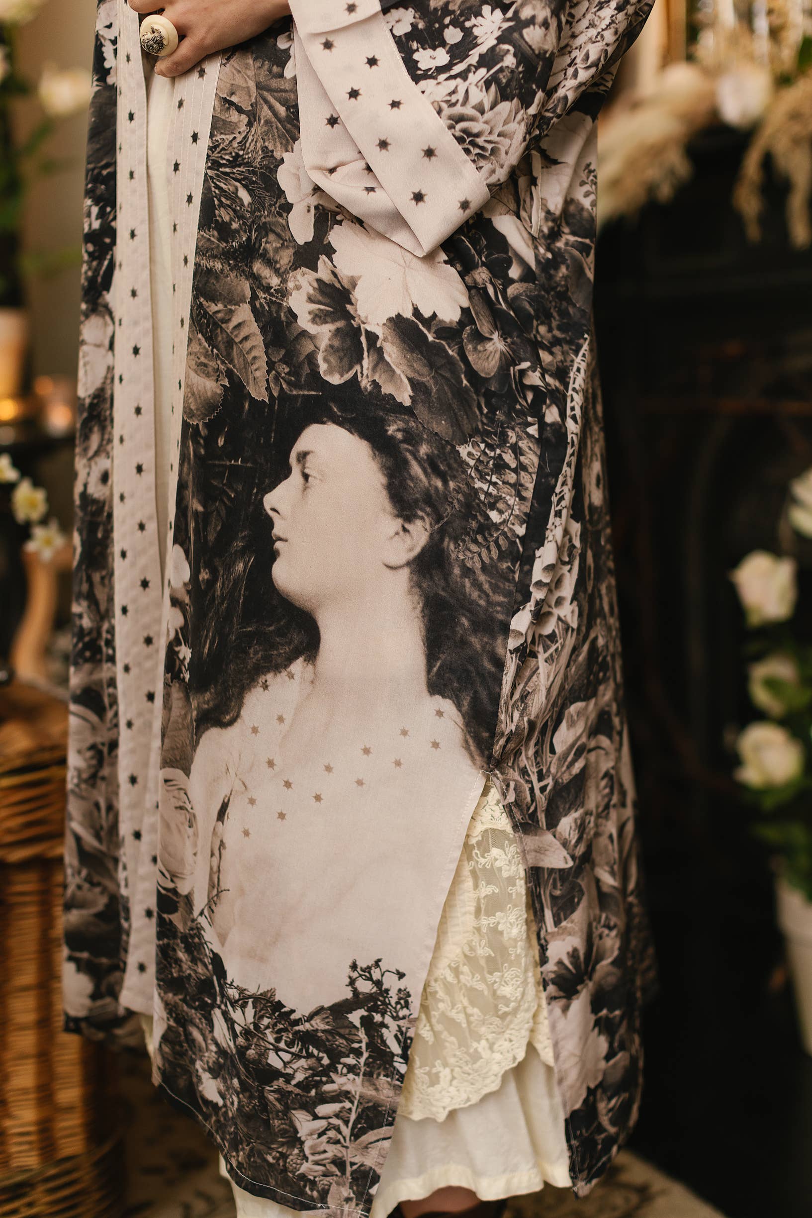 Market of Stars (USA) - Wholesale Kimono - Women's - The Looking Glass Opera Duster Kimono Robe w/ Alice5