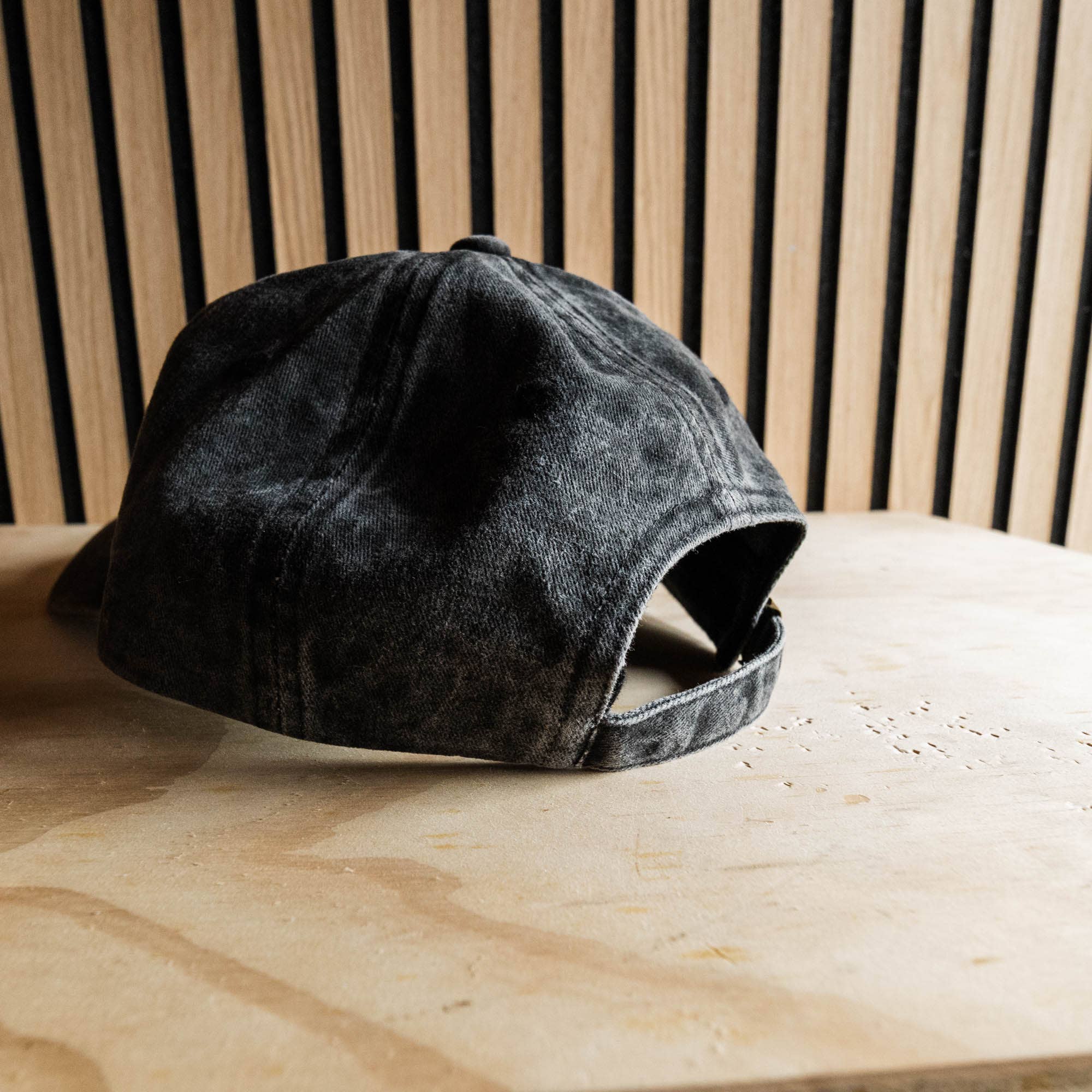 Finest Imaginary – wholesale Baseball cap – Unisex – Overwhelmed Embroidered Dad Hat Vintage-Style Unisex Cap4