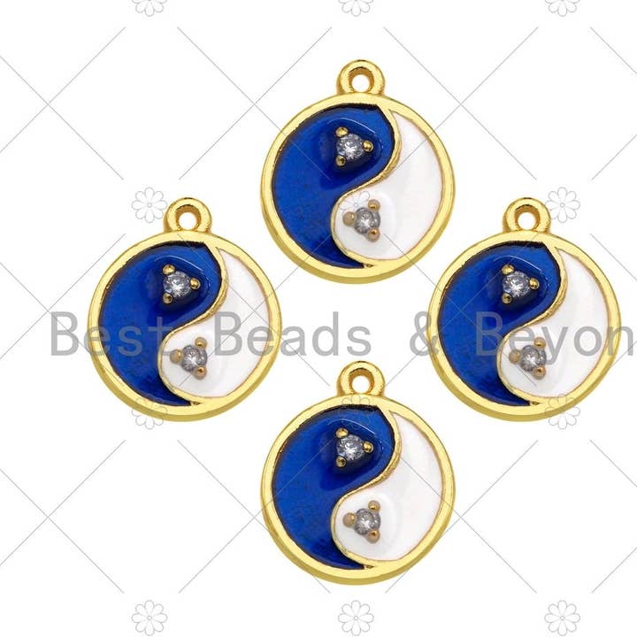 Pendentif en émail cobalt blanc yin yang, pendentif en or tiangle, pendentif en émail religieux, 10x12mm, Sku #B128 pour la vente par BestBeads&Beyond