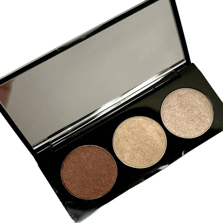 Palette de fards à paupières Champagne & Copper Trio pour la vente par Danyel Cosmetics & Marli Skin Care
