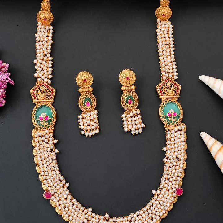 Tempelperle lang halskæde med mat guld finish for engroshandel hos Vinnis Jewelry