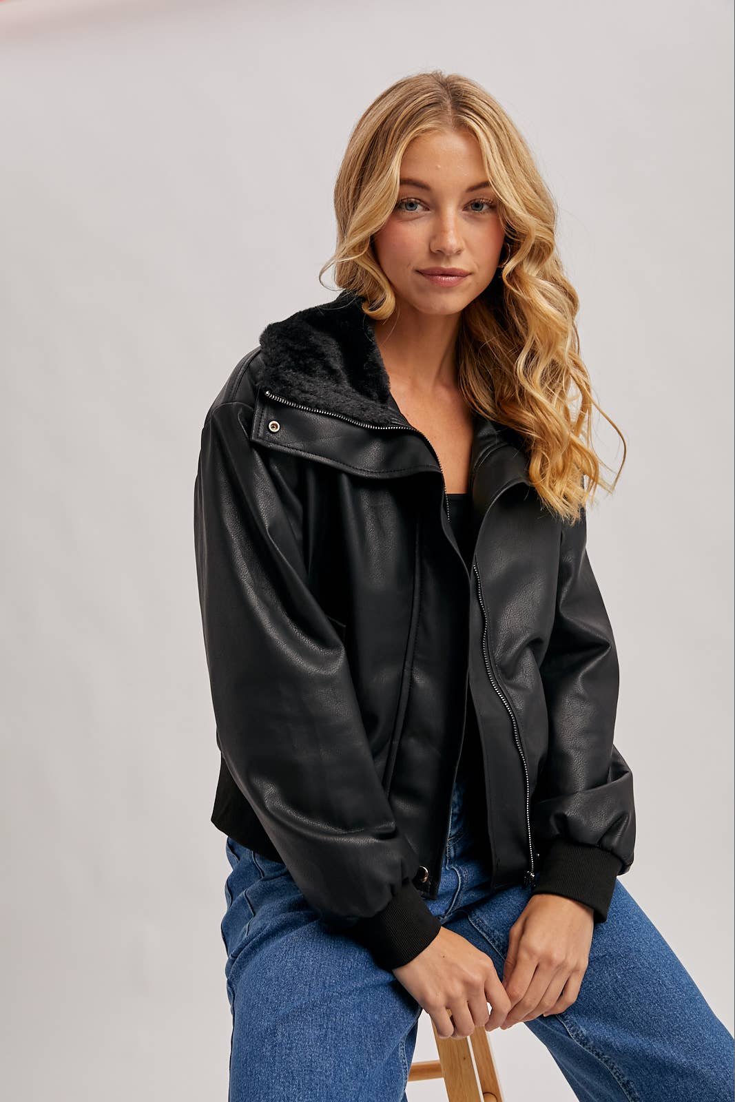 Bluivy - Wholesale Bomber Jacket - Women's - AVIATOR FAUX LEATHER AND FUR TRIMMED BOMBER JACKET11