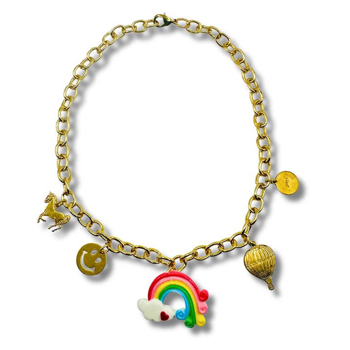 Collar infantil de colgantes dorados: arcoíris, unicornio, globo y carita sonriente para venta al por mayor de Sadie’s Moon
