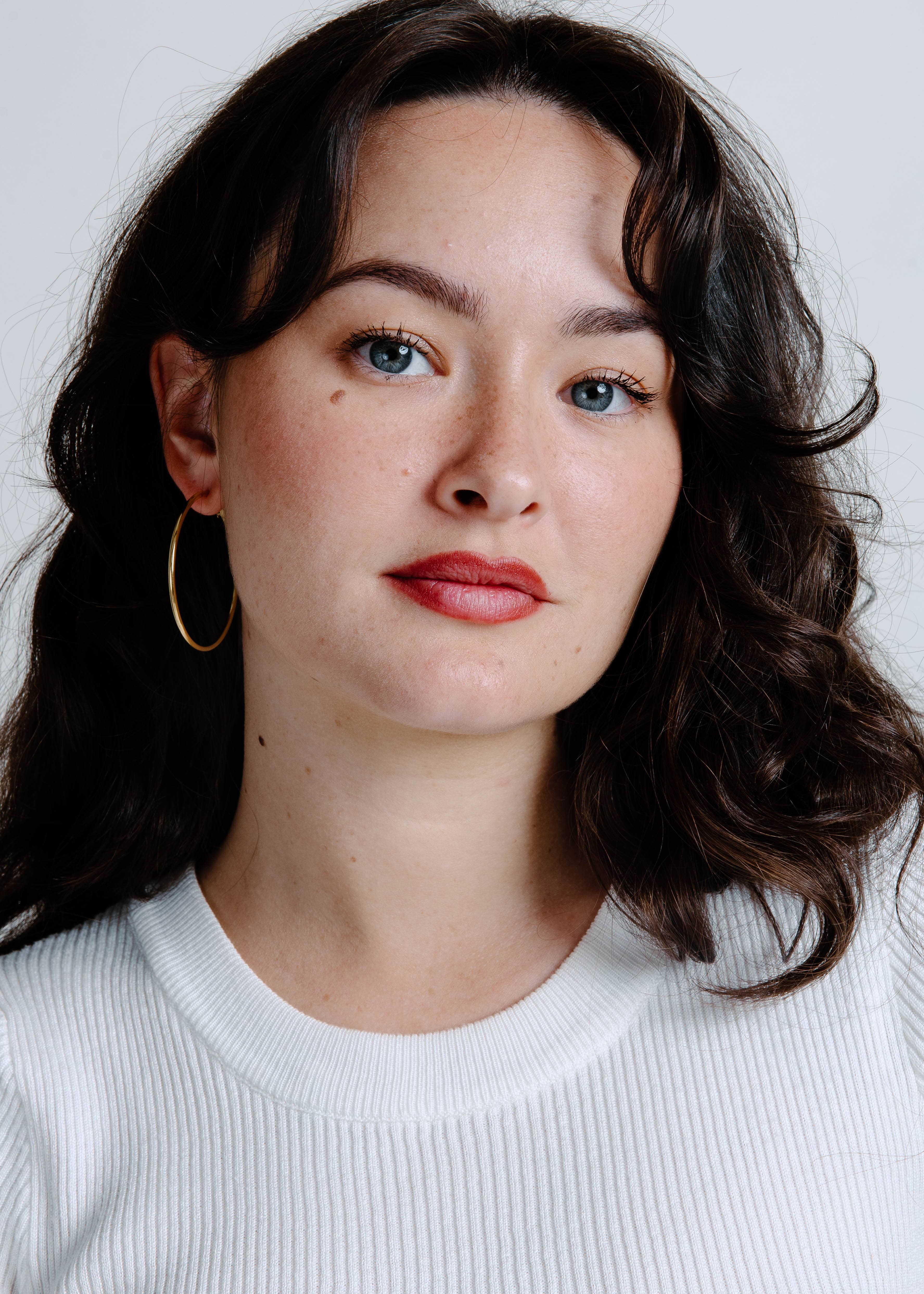 LA-YOU Hoops Large - Gold for wholesale on Faire2