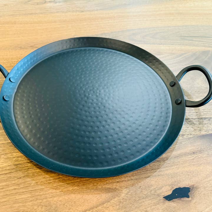 Black iron round Tray / pizza platter/ perfect gift for wholesale by Artisanal