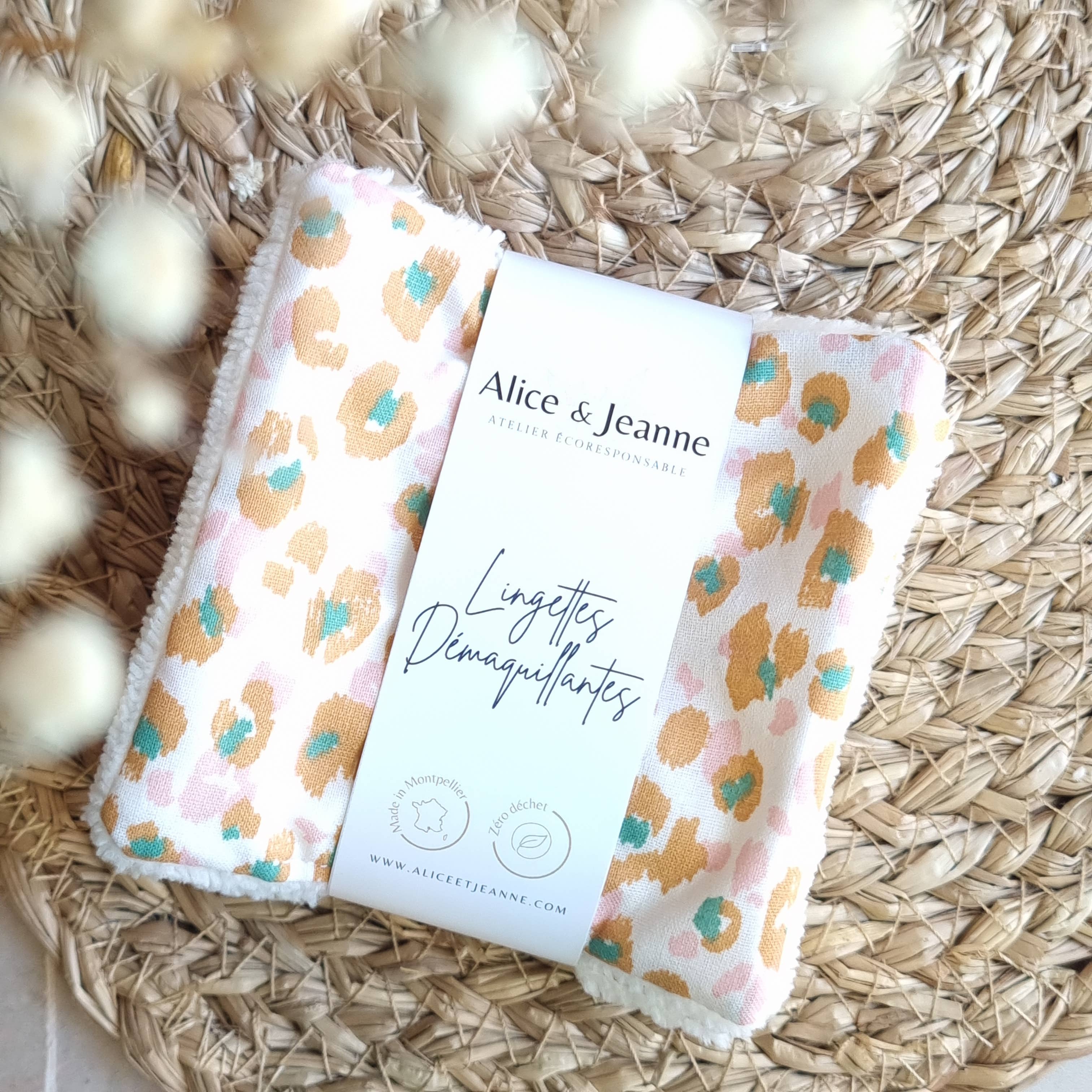 Rachel X5 washable makeup remover wipes for wholesale by Alice et Jeanne
