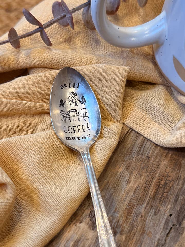 Cuillère à café, cuillère en argent estampée, toujours des compagnons de café, pour la vente par The WildSmith