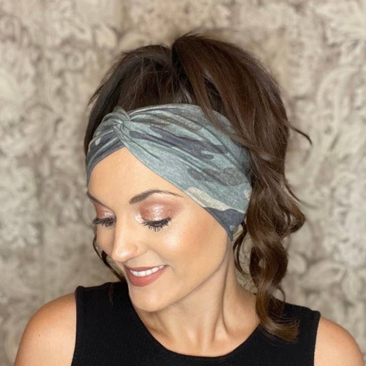 Camo wide women’s headband for wholesale by PrettyINLeopard